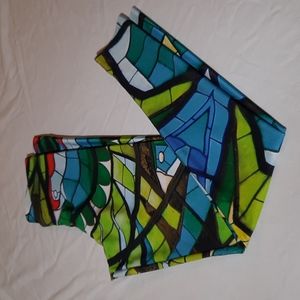 Blackmilk stained glass lorikeets sz large